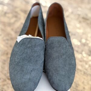 AEROSOLES Gray Slip-On Loafers